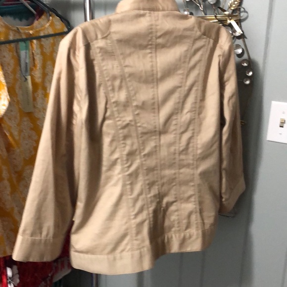 Christopher & Banks khaki jacket size medium - Picture 4 of 5